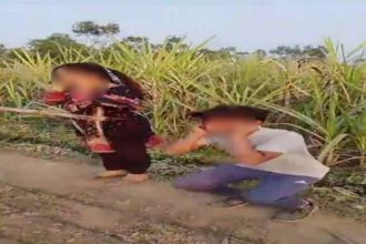 रात में चुपके से खेत में मिलने है प्रेमिका प्रेमी