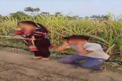 रात में चुपके से खेत में मिलने है प्रेमिका प्रेमी