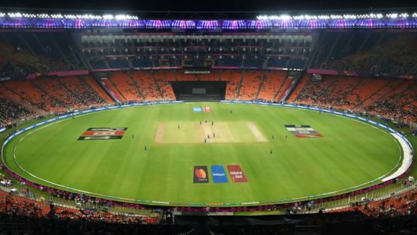 Narendra Modi Stadium.jpg