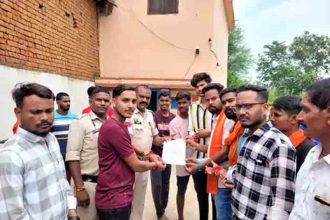 4812072 Untitled 22 Copy.jpg