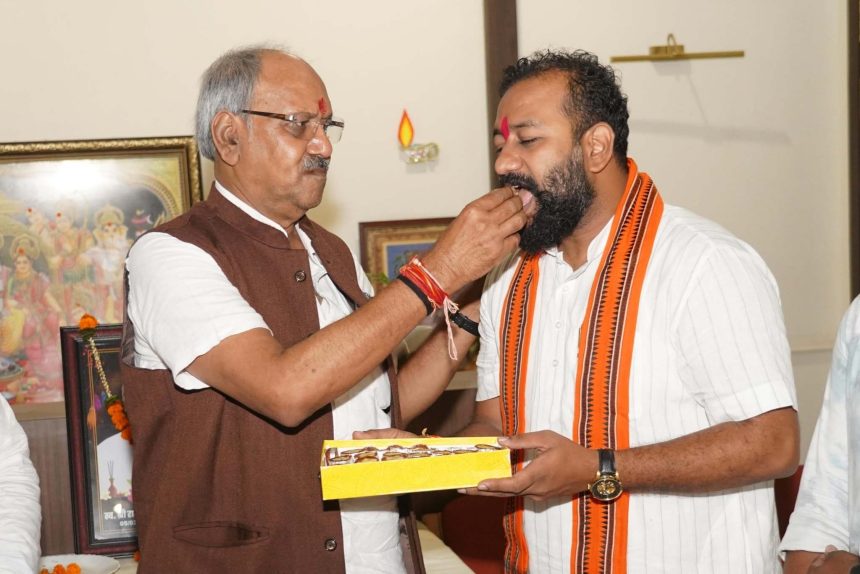 4820355 Untitled 38 Copy.jpg