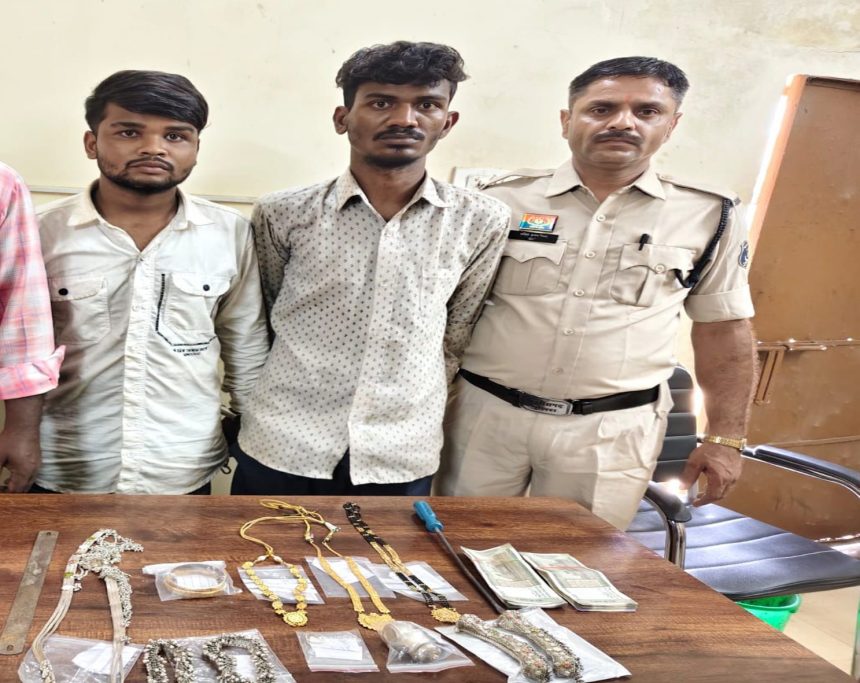 4880649 Untitled 14 Copy.jpg