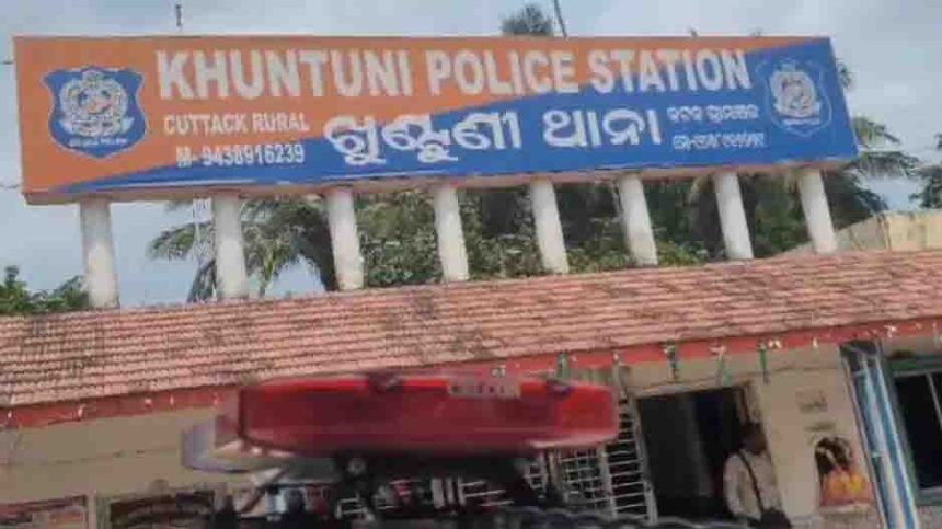 4889835 Untitled 34 Copy.jpg