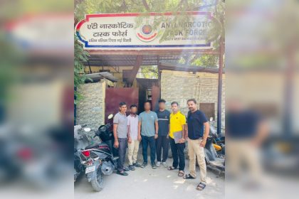 4903265 Untitled 33 Copy.jpg