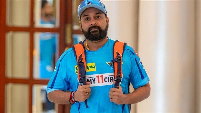 Amit Mishra.jpg