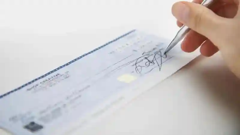 Cheque Signing Mistakes.jpg