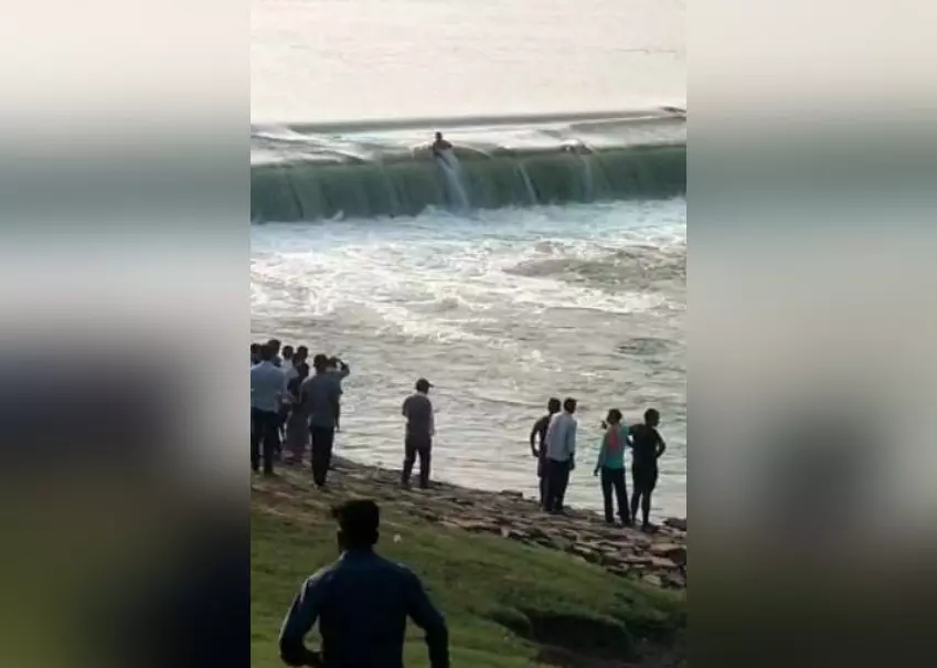 4963088 Untitled 22 Copy