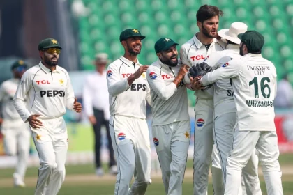 Pakistan Test Team.jpg