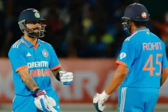 Rohit Sharma And Virat Kohli 2.jpg