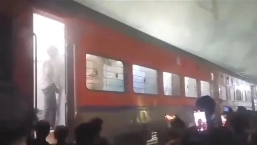 Train Mobile Blast.jpg