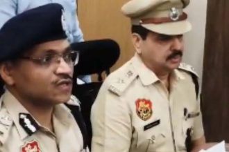 5001758 Untitled 77 Copy.jpg