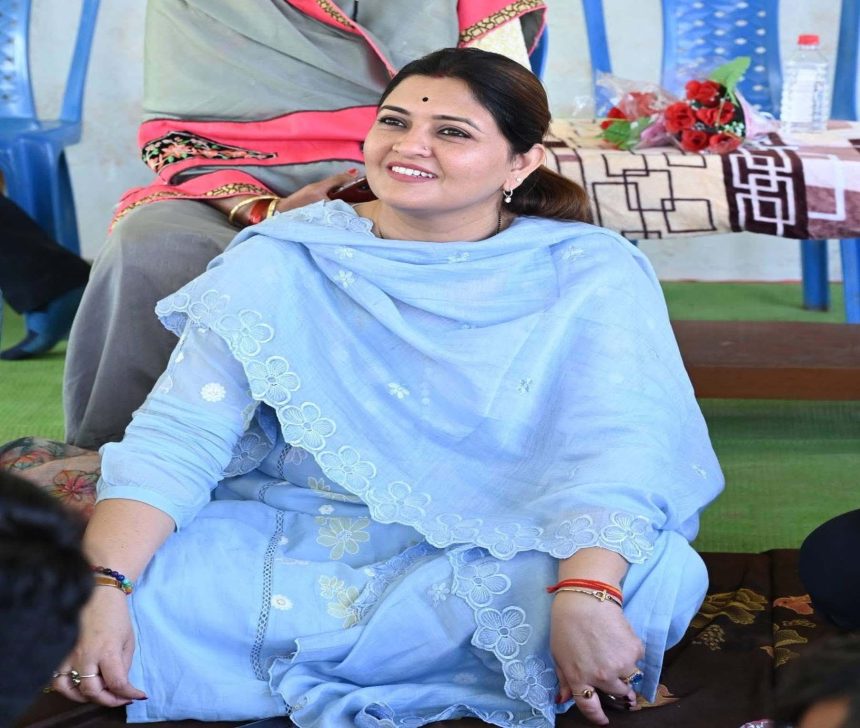 5006755 Untitled 16 Copy.jpg