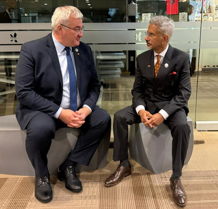 5030281 Untitled 73 Copy.jpg