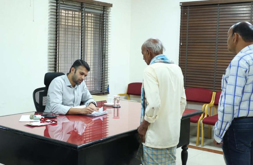 5237925 Untitled 38 Copy.jpg