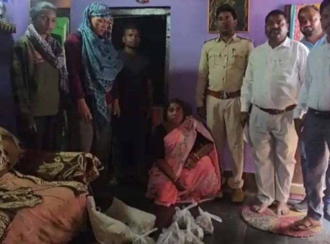 5252097 Untitled 72 Copy.jpg