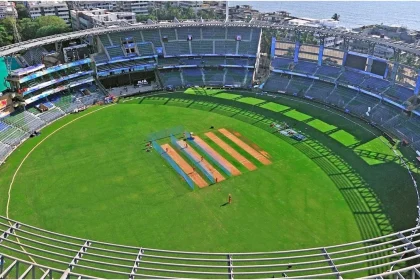 Wankhede Stadium.jpg