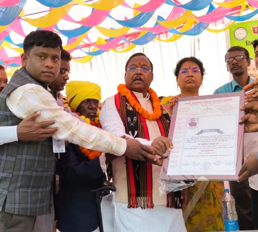 5268725 Untitled 22 Copy.jpg