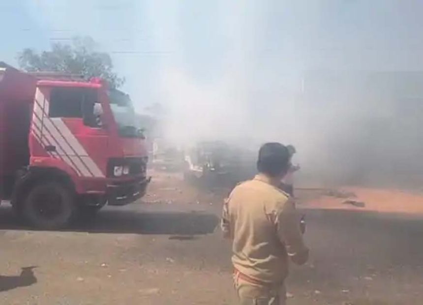 5275645 Untitled 16 Copy.jpg