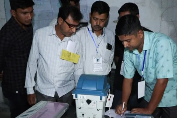 Assembly Election 2026 Results Live Streaming On Republic Bharat: पश्चिम बंगाल, तमिलनाडु समेत 5 राज्यों में सत्ता में होगा बदलाव? विधानसभा चुनाव की काउंटिंग जल्द होगी शुरू, यहां देखें पल-पल की अपडेट