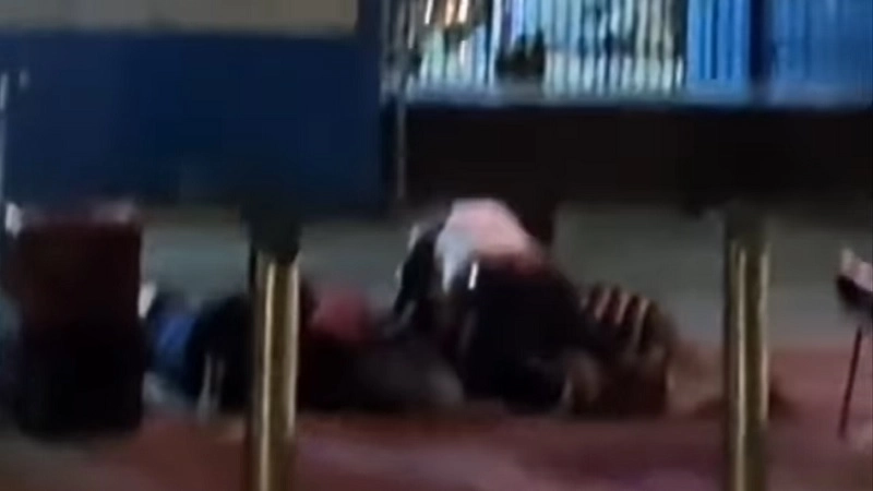 Churchgate Footpath Viral Video.jpg