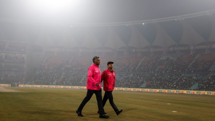 Ekana Cricket Stadium.jpg