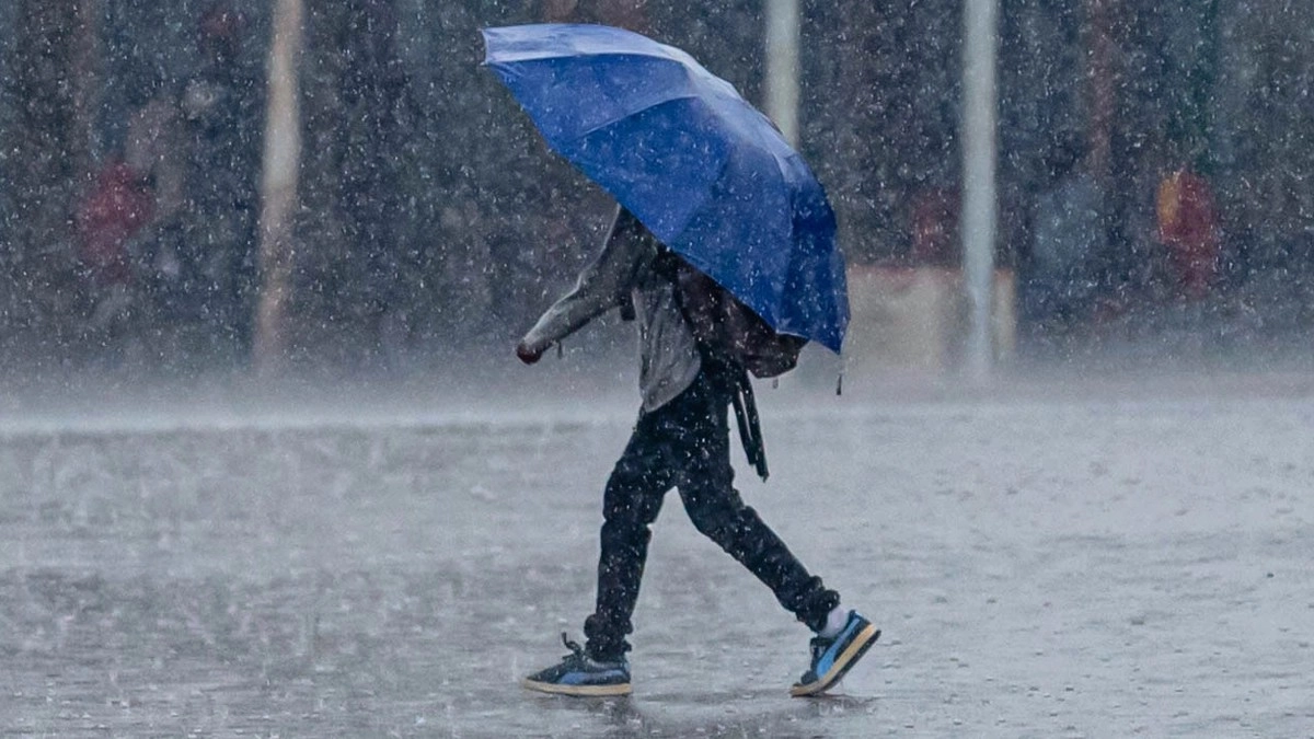Weather Forecast Today, April 30, 2026: कहीं बारिश तो कहीं हीटवेव का अलर्ट; दिल्ली-कोलकाता में छाएंगे बादल, जानें अपने शहर के मौसम का हाल
