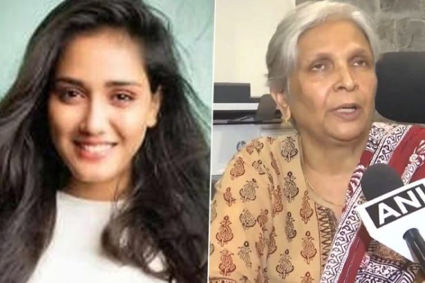 Twisha Sharma 2.jpg