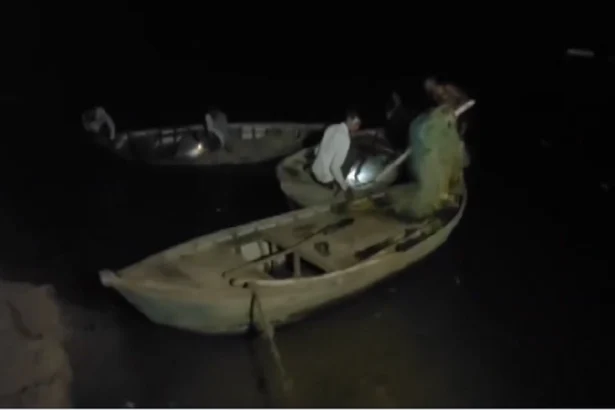 Hamirpur boat .jpg